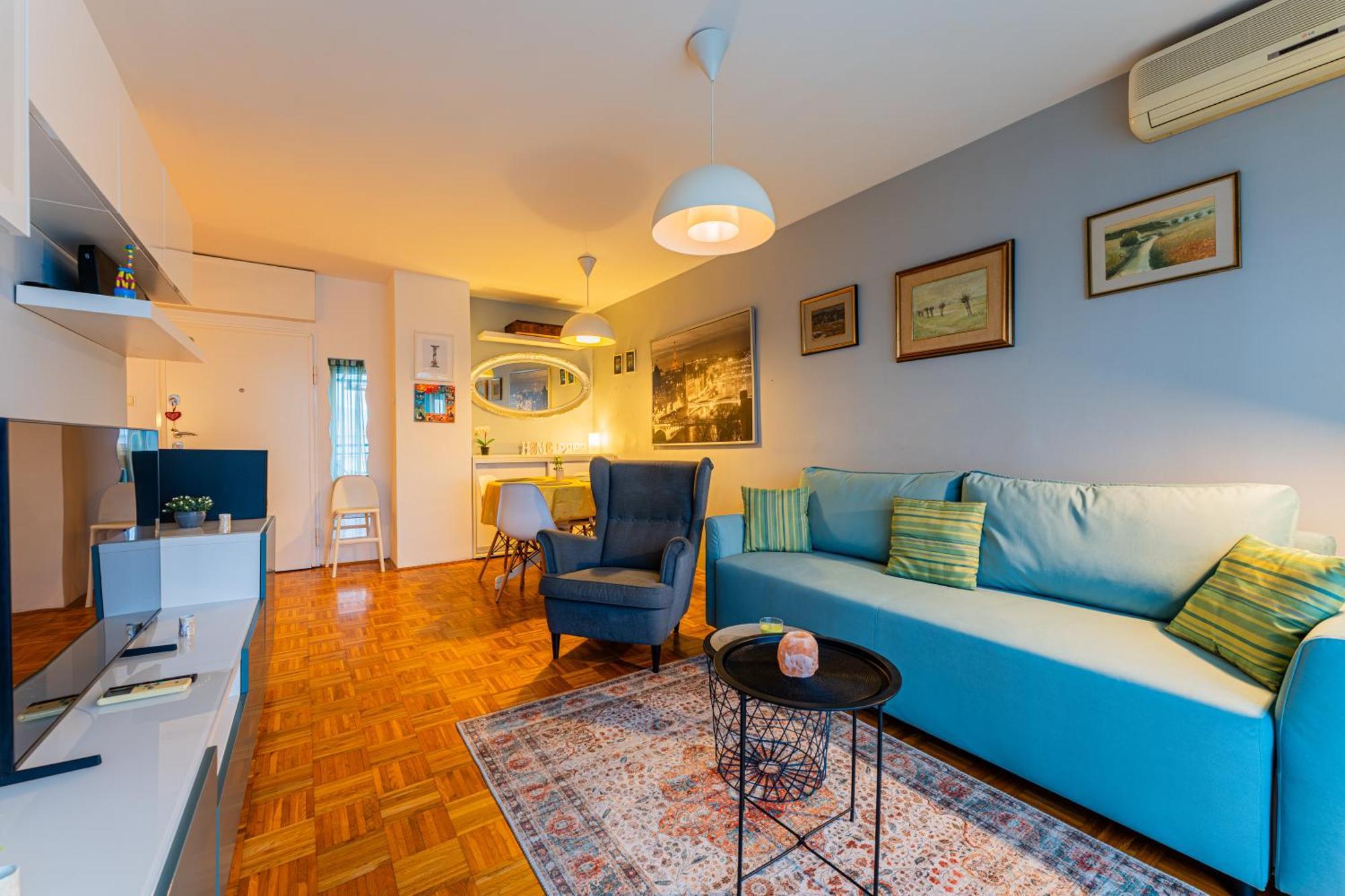 Flexible Selfcheckins 111 - - Parking - 2 Bedrooms - Loggia